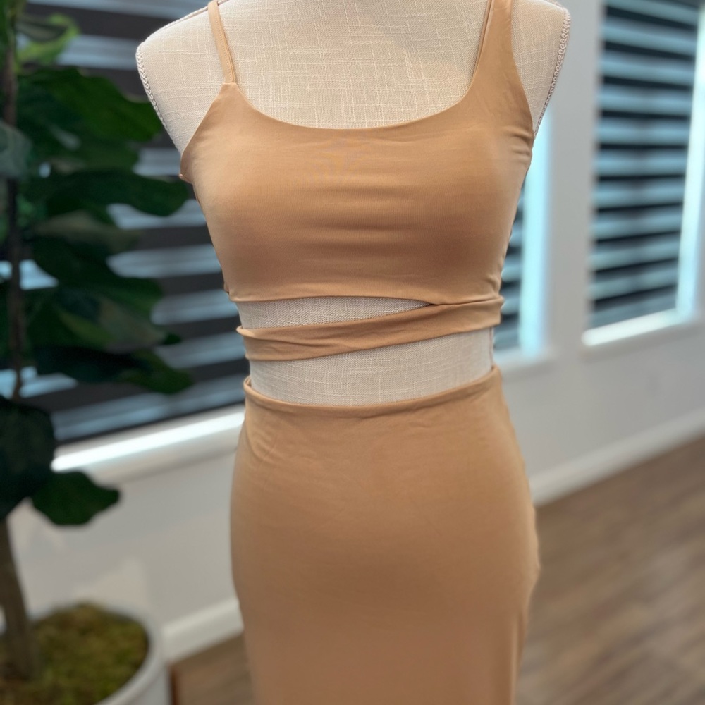 New Two Piece Set. - image 3